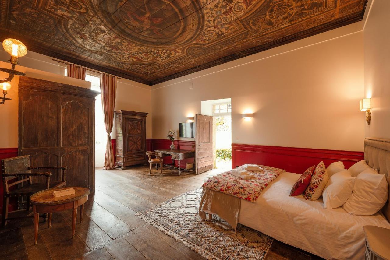 Manoir De Laroque Delprat Couette-café *